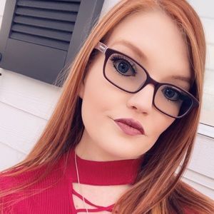 Meet your Posher, Krista